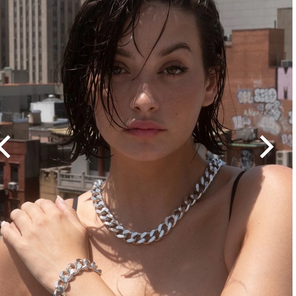 Aureum Thea silver chain link necklace